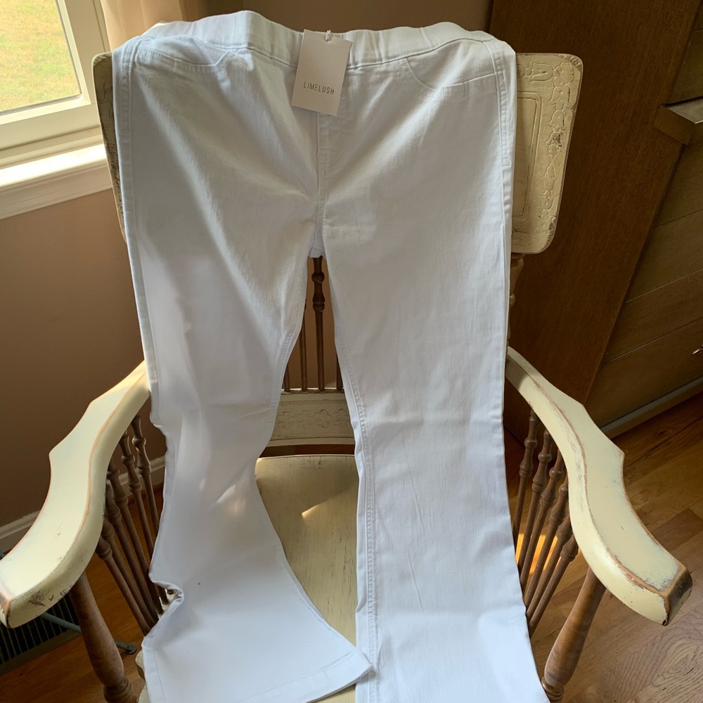 NWT:Lime Lish Bailey White Denim stretch Kevin’s size L.